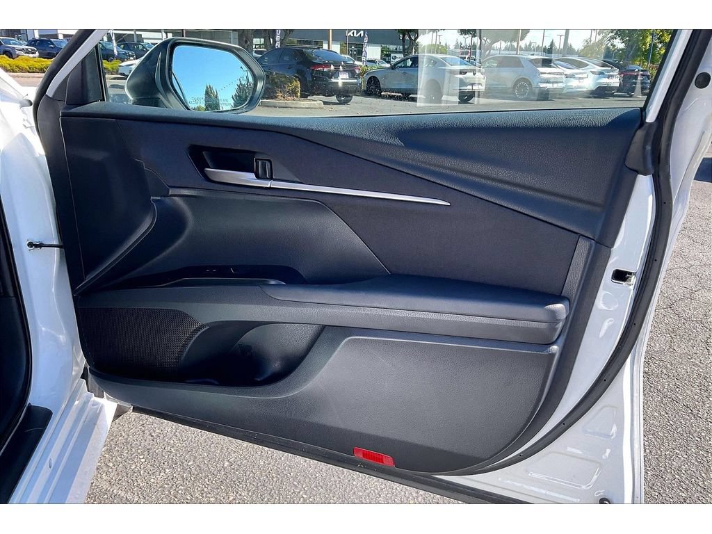 Used 2025 Toyota Camry LE w/ Convenience Package AWD/4WD image 22