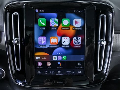 Certified 2023 Volvo XC40 B4 Plus w/ Driver Assist Package FWD image 18