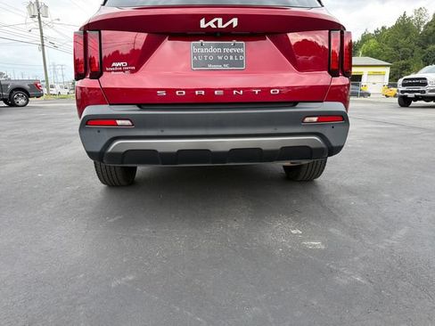Used 2022 Kia Sorento S w/ Panoramic Sunroof Package AWD/4WD image 28