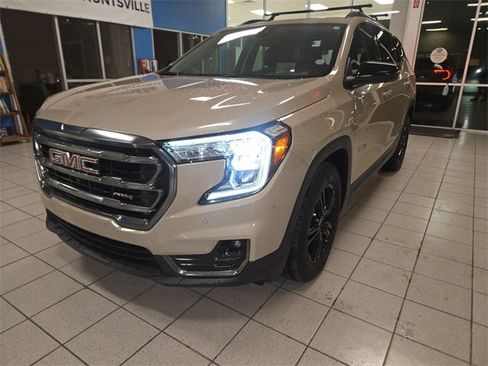 Used 2022 GMC Terrain AT4 w/ Infotainment Package II image 4