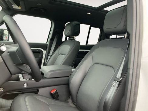 Used 2024 Land Rover Defender 130 Outbound image 9