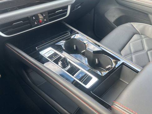 New 2026 Volkswagen Atlas Peak Edition AWD/4WD image 22
