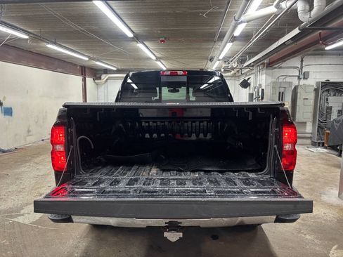 Used 2017 Chevrolet Silverado 1500 LT w/ All Star Edition AWD/4WD image 5