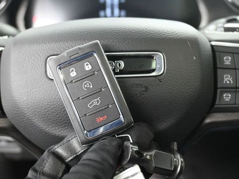 New 2026 Jeep Grand Cherokee Altitude image 28