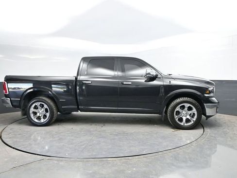 Used 2016 RAM 1500 Laramie w/ Convenience Group AWD/4WD image 12