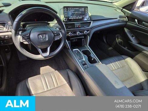 Used 2022 Honda Accord Touring image 11