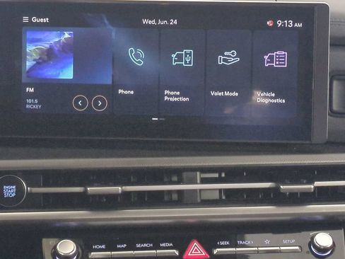 Used 2025 Hyundai Santa Fe SE FWD image 22