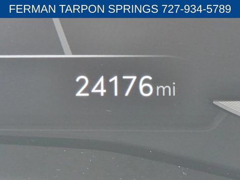 Used 2025 Genesis G70 2.5T RWD image 37