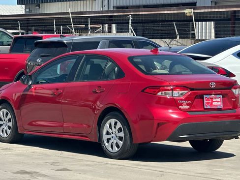 Used 2021 Toyota Corolla LE w/ Body Protection Package (TMS) FWD image 7