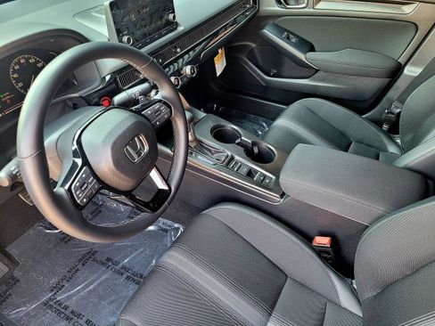 Used 2017 Honda Accord Sport image 5