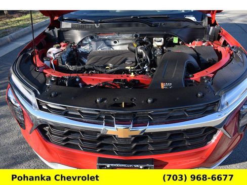 New 2026 Chevrolet Trax LT w/ Driver Confidence Package FWD image 30