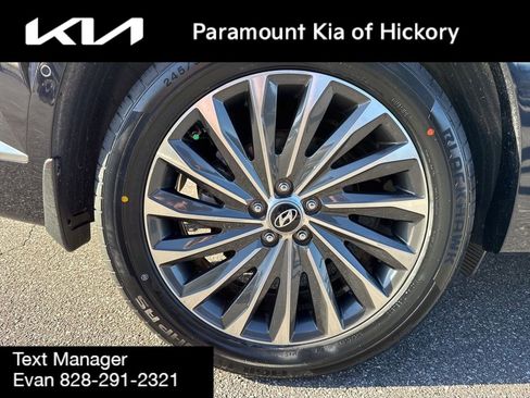 Used 2023 Hyundai Palisade Calligraphy image 39