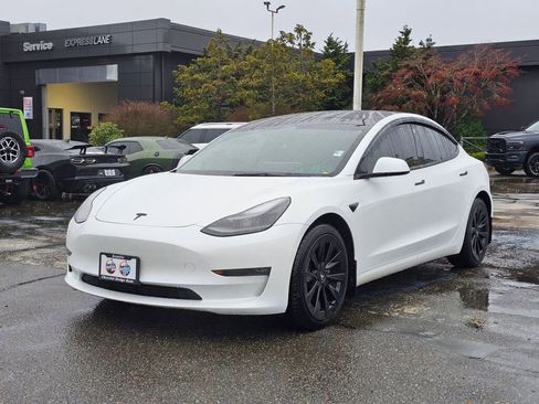 Used 2022 Tesla Model 3 Long Range image 3