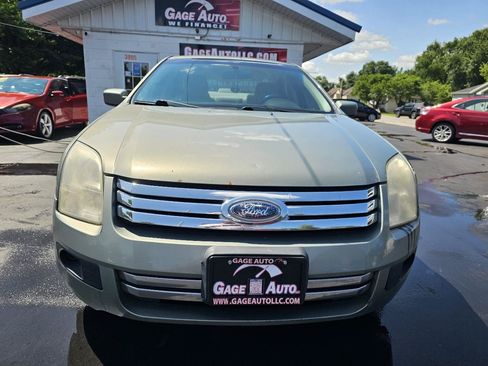 Used 2009 Ford Fusion SE FWD image 3