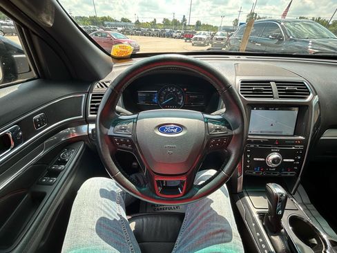 Used 2017 Ford Explorer Sport w/ Equipment Group 401A AWD/4WD image 32