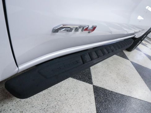 Used 2022 GMC Sierra 1500 AT4 w/ AT4 Preferred Package image 36