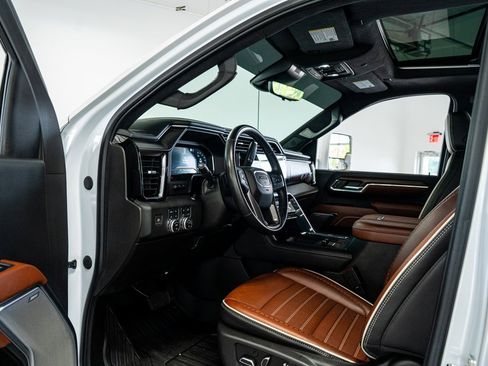 Used 2024 GMC Sierra 2500 Denali Ultimate w/ Max Trailering Package image 38