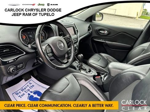 Used 2020 Jeep Cherokee Latitude Plus FWD image 12