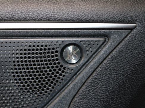 Used 2024 Ford Edge Titanium image 26