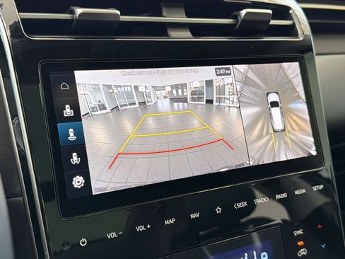 Used 2024 Hyundai Tucson Limited FWD image 25