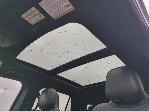 Used 2023 Lincoln Navigator Reserve image 17