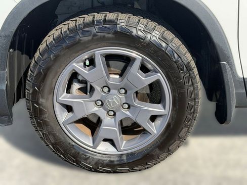Used 2024 Honda Passport TrailSport image 11