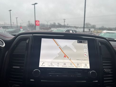 Certified 2022 Nissan Titan PRO-4X w/ Pro-4x Convenience Package image 21