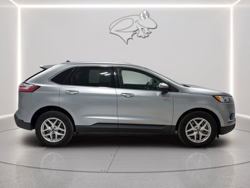 Used 2022 Ford Edge SEL AWD/4WD image 6