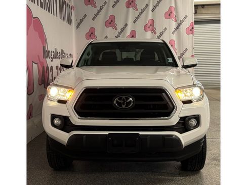 Used 2021 Toyota Tacoma SR5 image 6