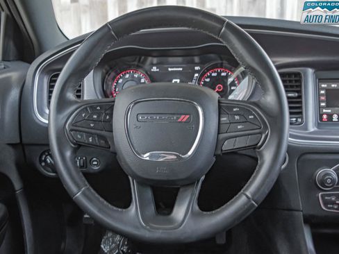 Used 2018 Dodge Charger SXT w/ Blacktop Package RWD image 13