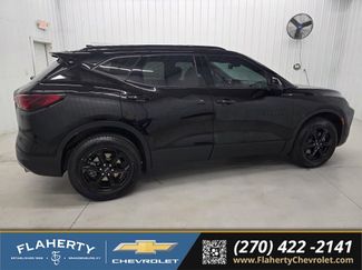 Used 2023 Chevrolet Blazer LT w/ Convenience Package FWD video 2