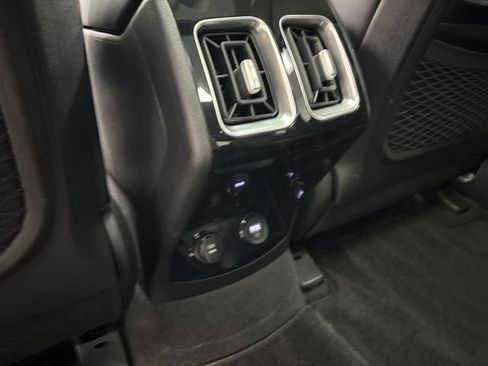Used 2022 Kia Sorento SX Prestige AWD/4WD image 40
