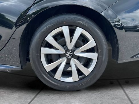 Used 2025 Honda Civic LX image 29