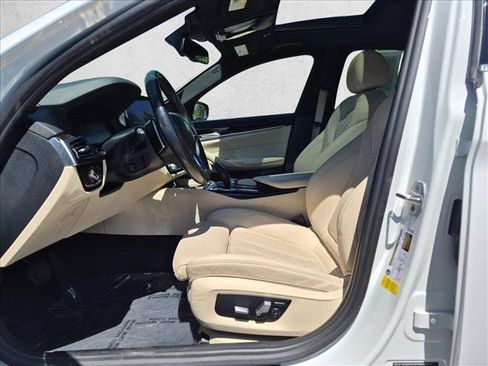 Used 2021 BMW 530i w/ Convenience Package RWD image 11