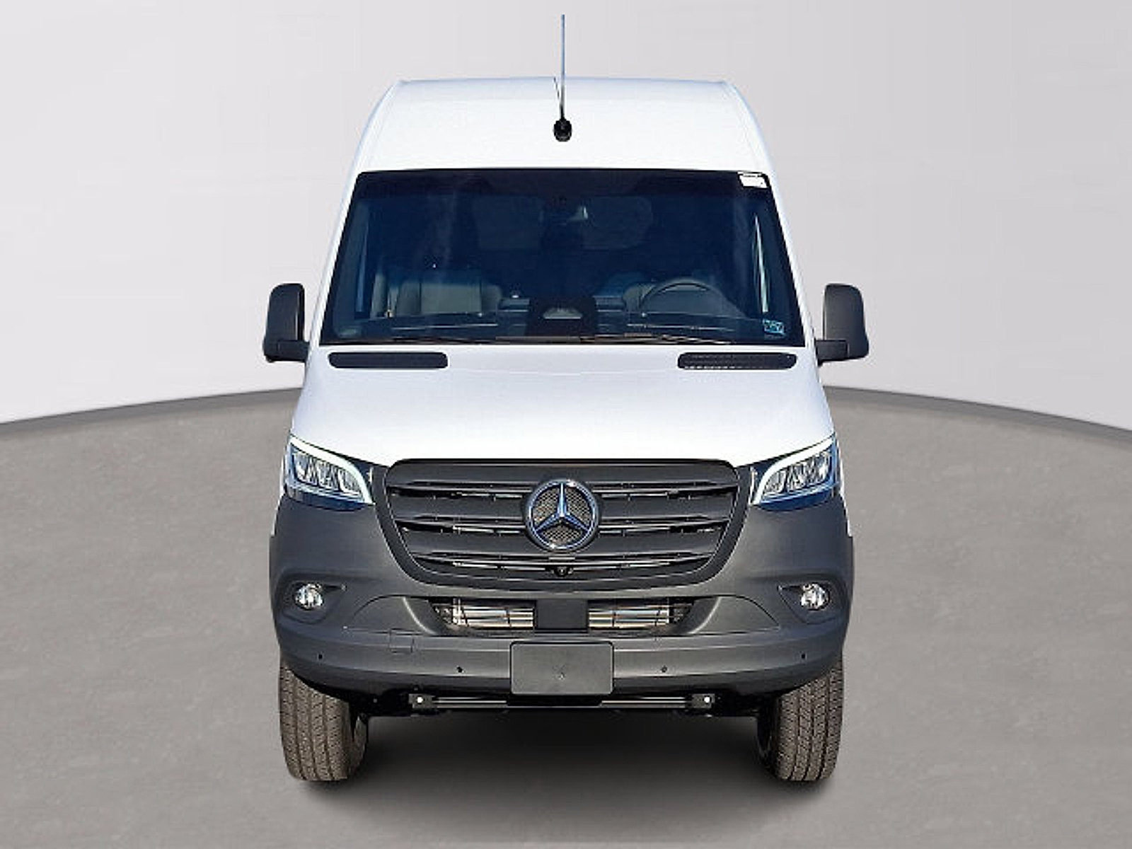 Used 2026 Mercedes-Benz Sprinter 2500 image 2