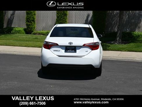 Used 2016 Toyota Corolla LE FWD image 5