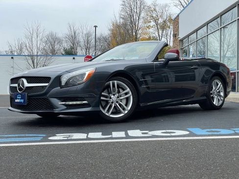 Used 2015 Mercedes-Benz SL 550 image 39
