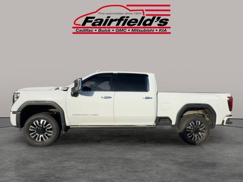 Used 2024 GMC Sierra 3500 Denali w/ Denali Reserve Package image 34