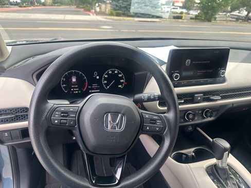 Used 2024 Honda HR-V LX image 17