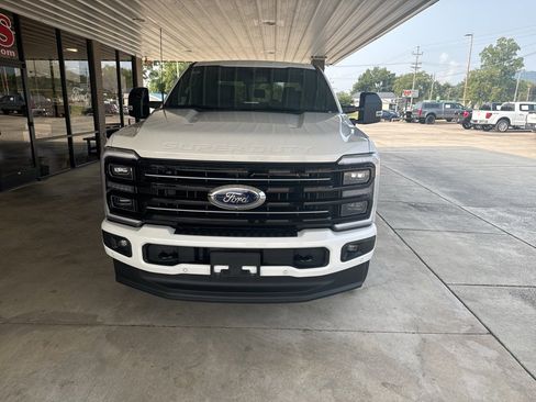 New 2026 Ford F250 Platinum image 2