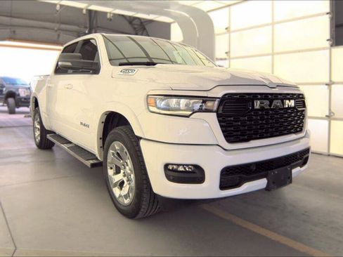 Used 2025 RAM 1500 Lone Star AWD/4WD image 1