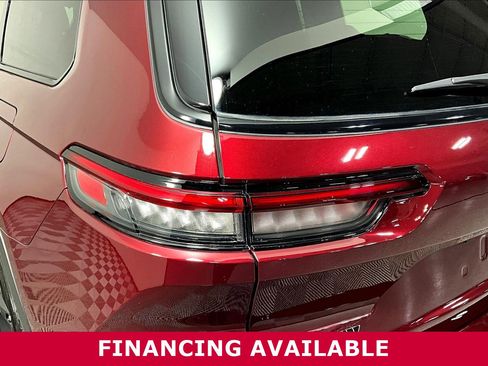 Used 2024 Jeep Grand Cherokee L Altitude image 22