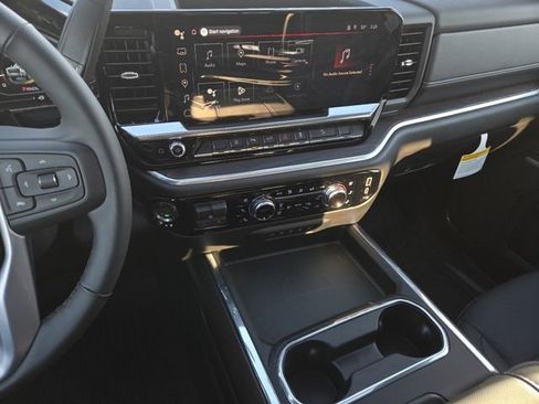 New 2025 GMC Sierra 2500 SLT w/ SLT Premium Package image 39