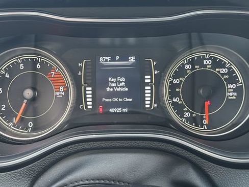 Used 2021 Jeep Cherokee Latitude Lux AWD/4WD image 7