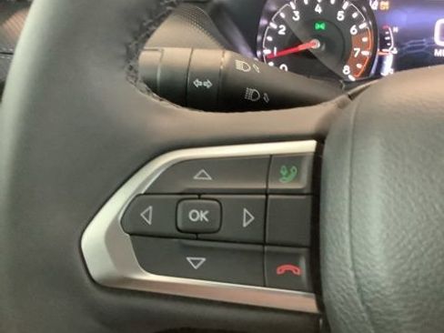 Certified 2025 Jeep Compass Latitude w/ Convenience Group AWD/4WD image 25