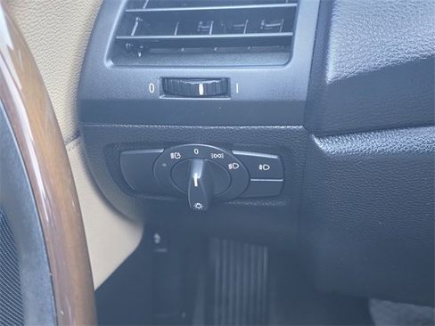 Used 2011 BMW 128i Convertible image 23