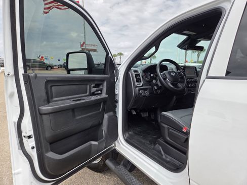 New 2026 RAM 5500 Tradesman AWD/4WD image 14