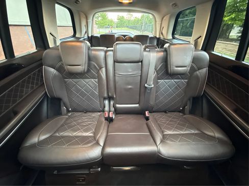 Used 2017 Mercedes-Benz GLS 550 4MATIC image 28