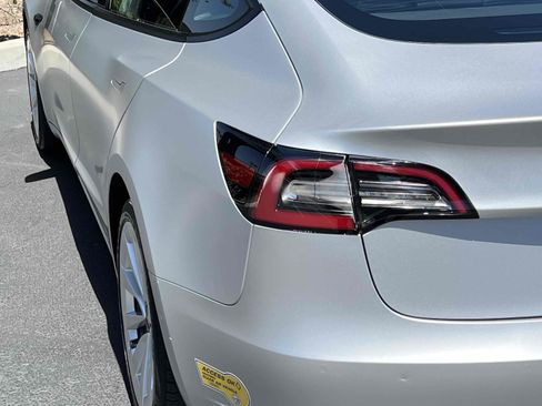 Used 2021 Tesla Model 3 Long Range AWD/4WD image 44