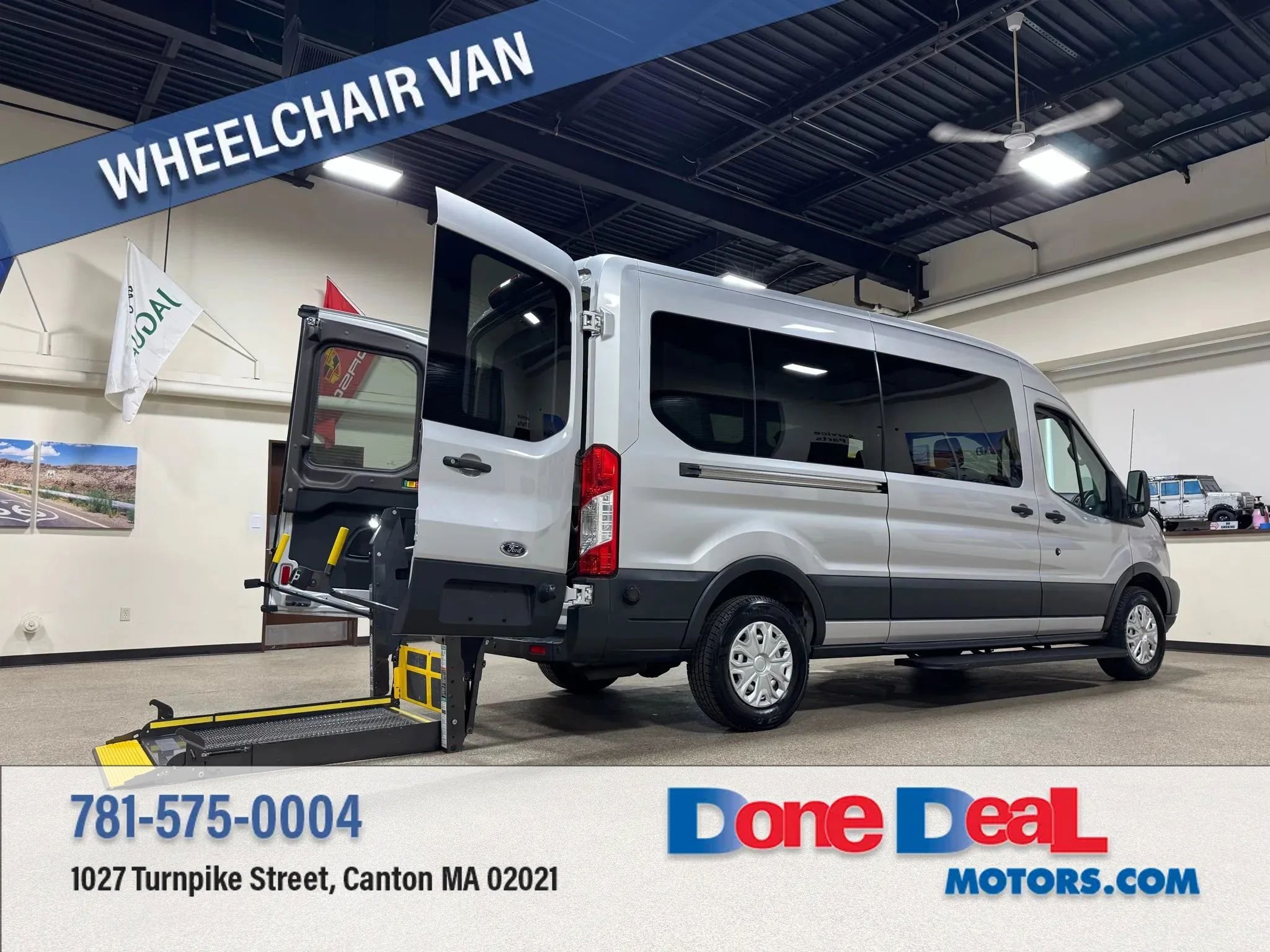 Used 2015 Ford Transit 250 148 Medium Roof RWD image 1